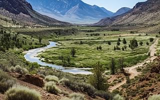 What are the large scale natural features between Lake Tahoe and Las Vegas?