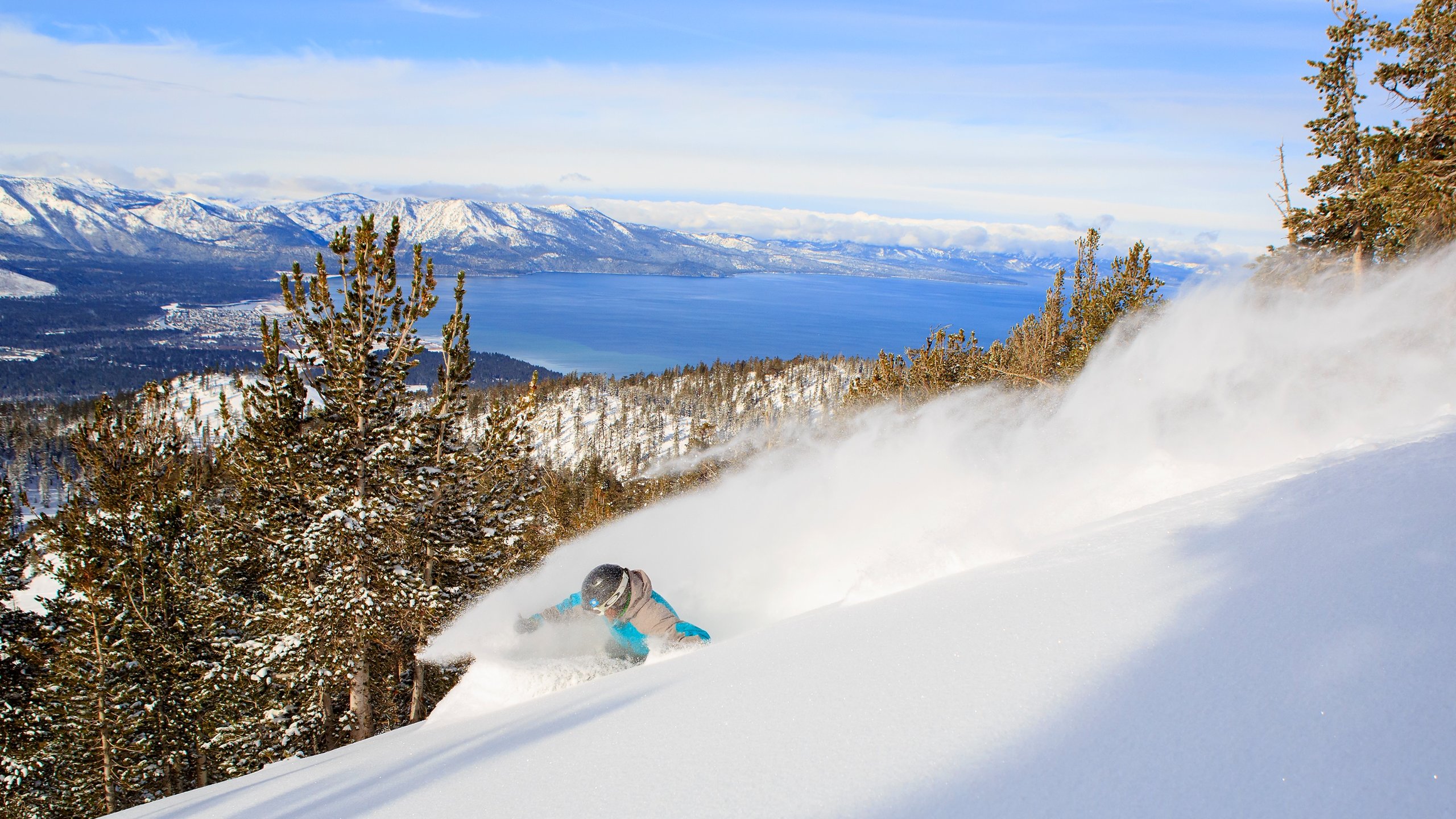 Snowy ski slopes at Heavenly Mountain Resort in Lake Tahoe